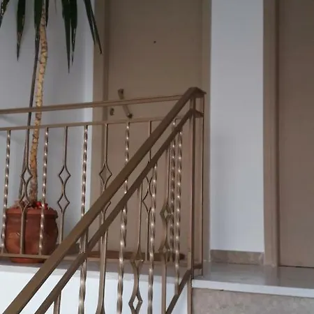 Efrosini's Suites Apartment
